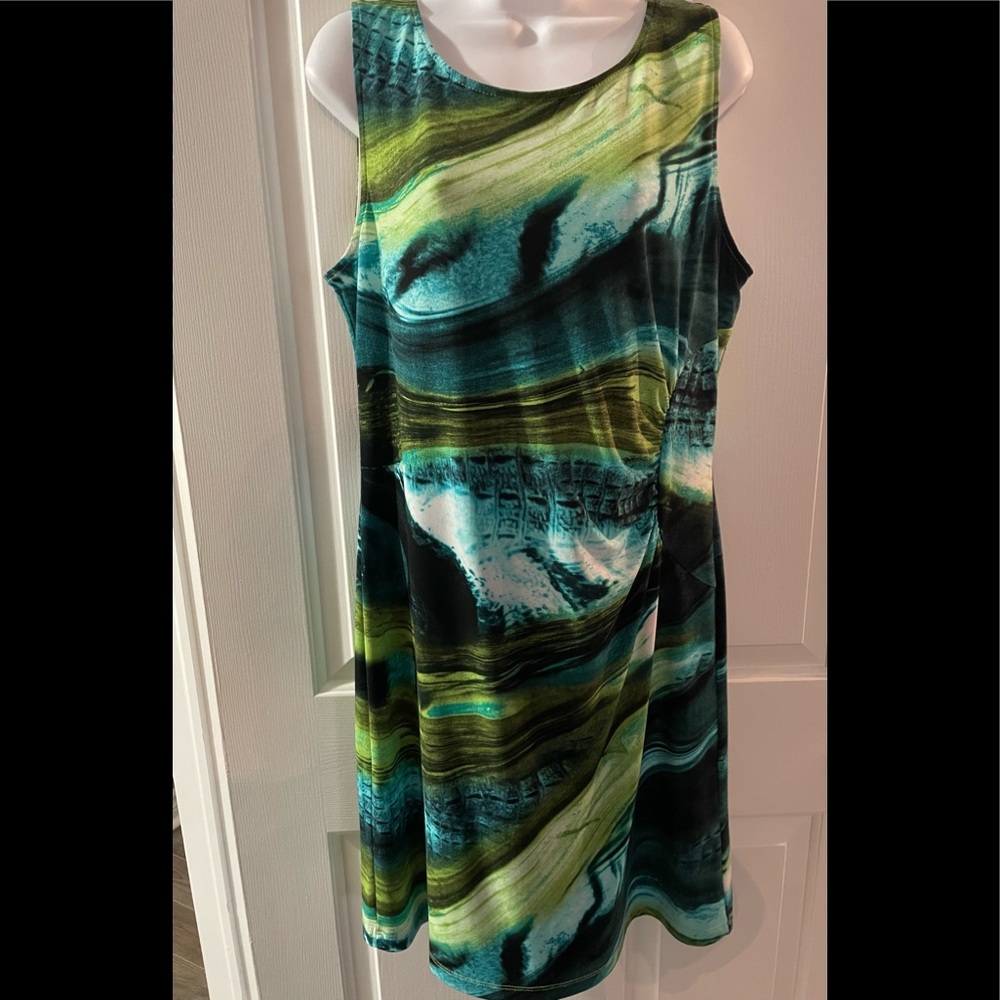 *Sold* Beautiful Like New Dress